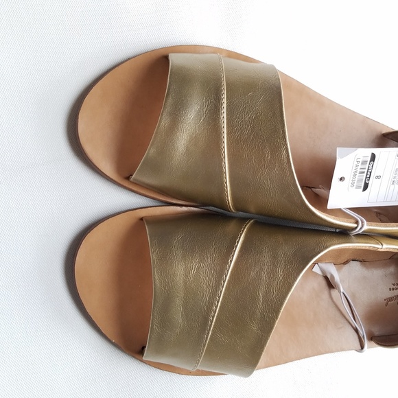 NWT Gold Assysmetrical slide summer sandals-sz 8 - Picture 4 of 4